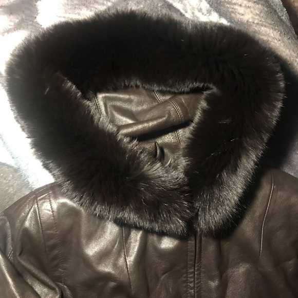 Yves Saint Laurent vintage womens Designer brown leather coat size 12 - Picture 6 of 12